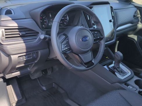 Used 2025 Subaru Forester Premium w/ Convenience Package #1 AWD/4WD image 2