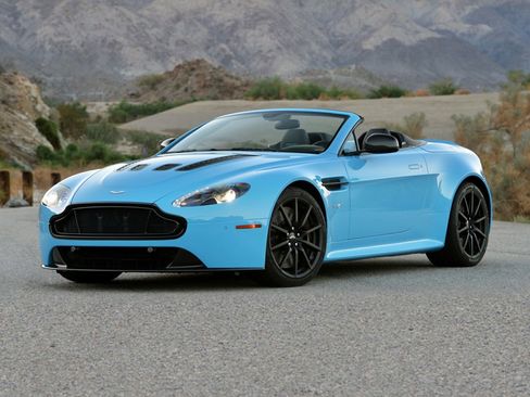 Used 2015 Aston Martin V12 Vantage S image 1