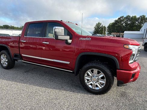 New 2026 Chevrolet Silverado 2500 High Country w/ High Country Premium Package AWD/4WD image 7