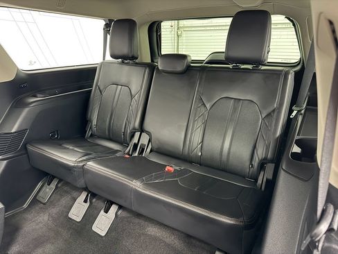 Used 2021 Ford Expedition Max Platinum AWD/4WD image 14