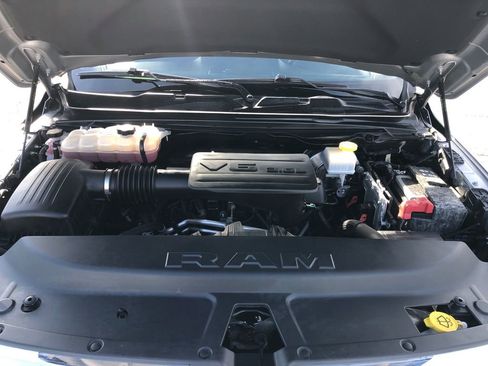 Used 2019 RAM 1500 Big Horn image 16