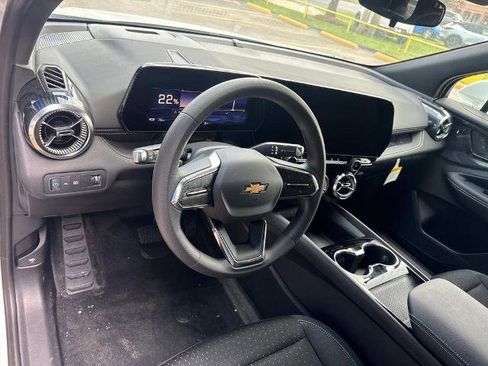 New 2025 Chevrolet Blazer EV LT w/ LPO, All-Weather Mat Package image 16