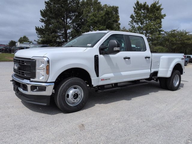 New 2027 Ford F350 XL w/ XL Chrome Package AWD/4WD image 7