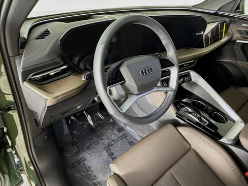 New 2025 Audi Q5 Prestige image 9