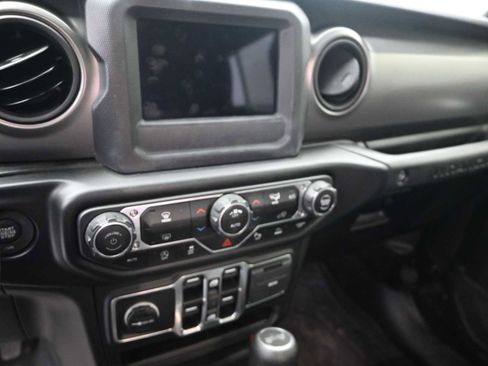 Used 2021 Jeep Wrangler Unlimited Willys image 14