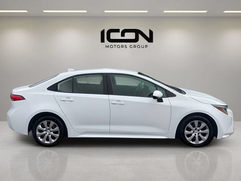 Used 2024 Toyota Corolla LE FWD image 6