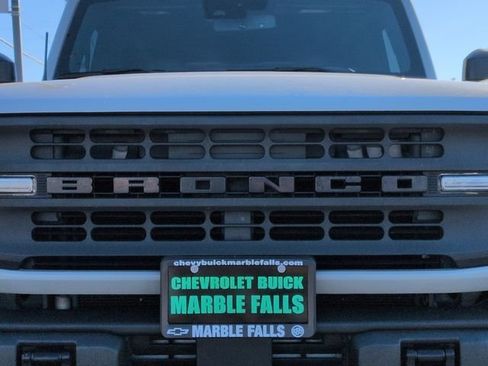 Used 2022 Ford Bronco Black Diamond image 28