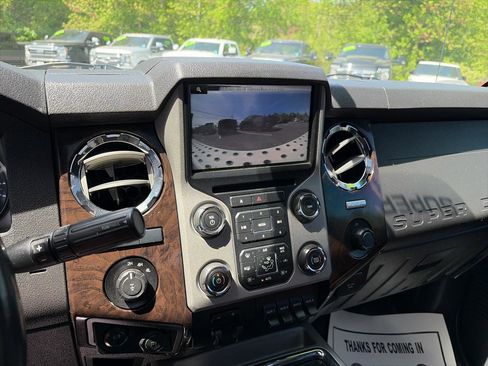 Used 2016 Ford F350 Platinum w/ Snow Plow Prep Package AWD/4WD image 18