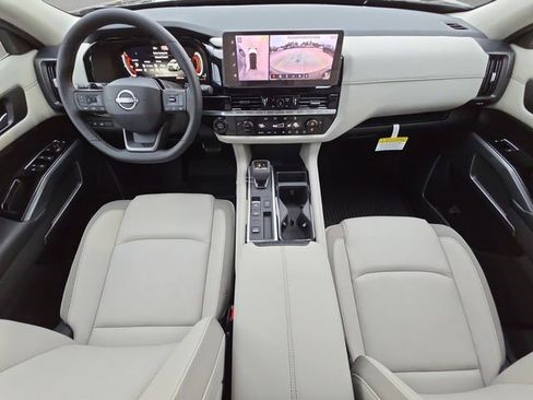 New 2026 Nissan Pathfinder SL FWD image 20