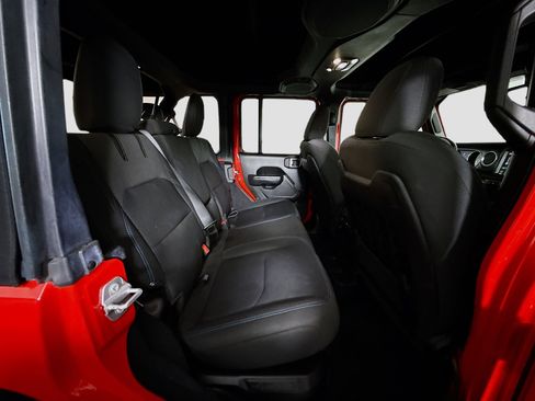 Used 2022 Jeep Wrangler Unlimited Rubicon 4xe w/ Cold Weather Group image 27