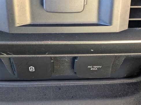 Used 2022 Ford F150 XLT w/ Equipment Group 302A High image 15