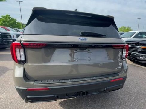 New 2026 Ford Explorer ST-Line AWD/4WD image 3