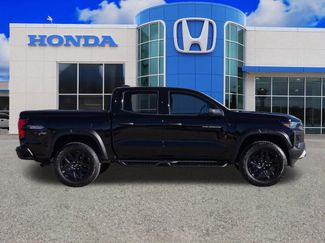 Used 2025 Chevrolet Colorado Trail Boss video 2