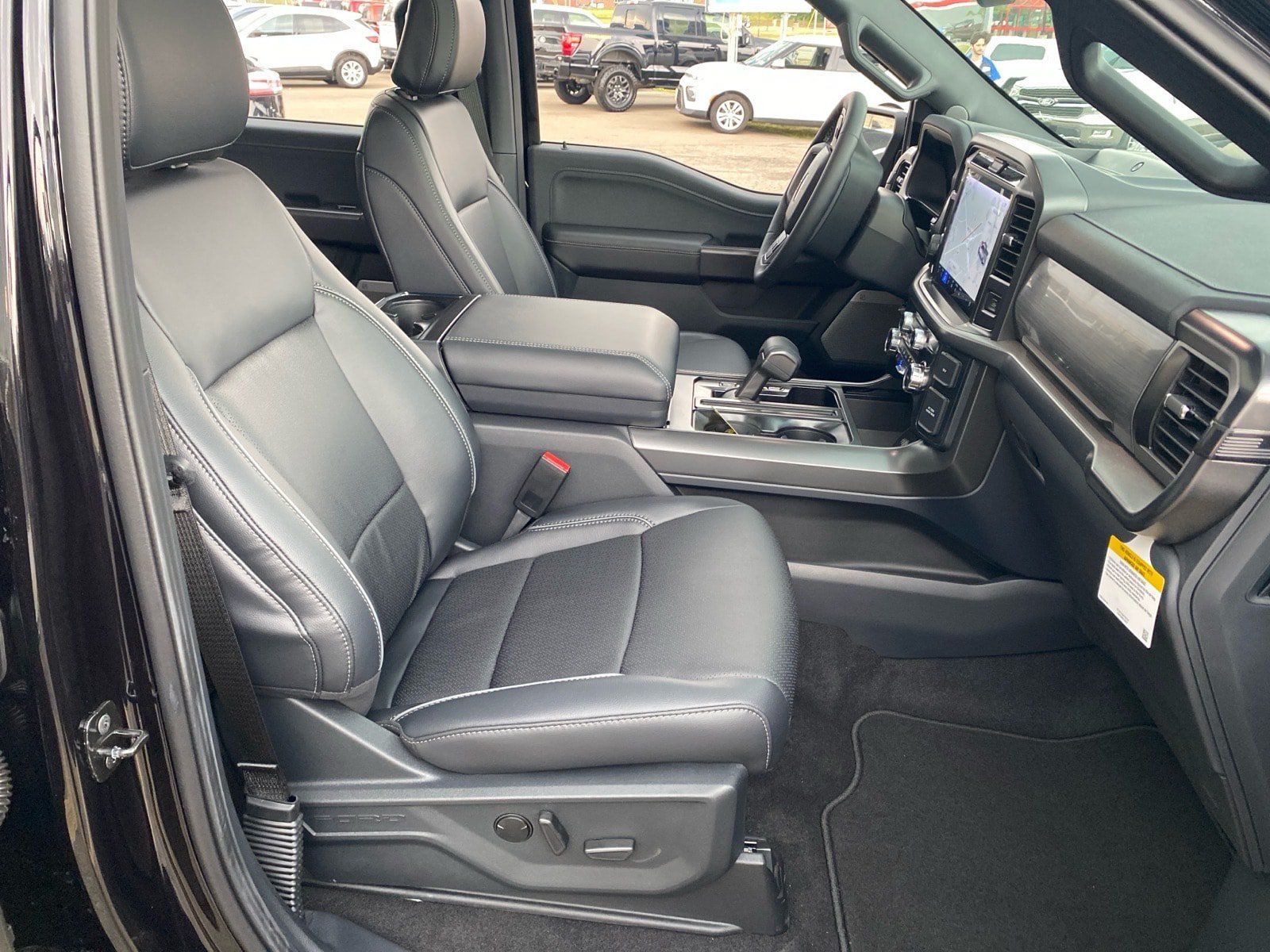 Used 2026 Ford F150 Lariat AWD/4WD image 29