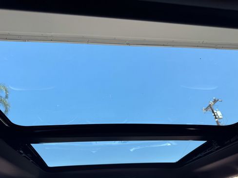 Used 2018 Ford F150 Raptor w/ Equipment Group 802A Luxury image 24