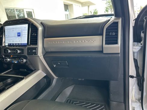 Used 2022 Ford F250 Lariat w/ Lariat Ultimate Package image 23