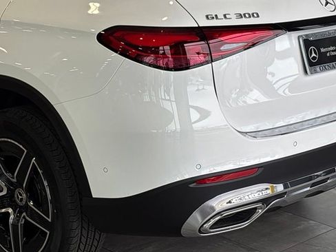 Used 2026 Mercedes-Benz GLC 300 image 6
