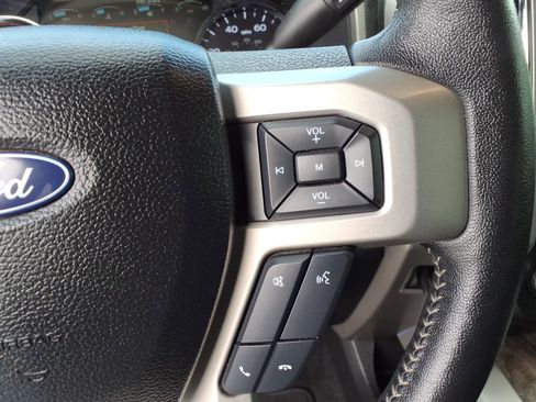 Used 2018 Ford F350 Lariat w/ Lariat Ultimate Package AWD/4WD image 31