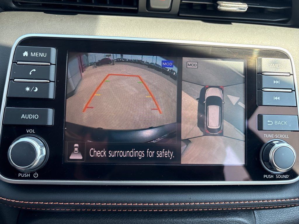 Certified 2020 Nissan Kicks SR w/ SR Premium Package FWD image 19