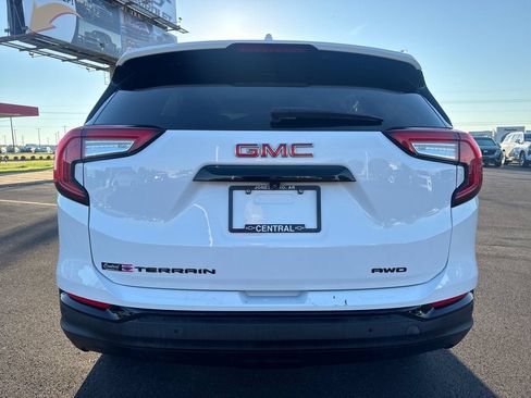 Used 2024 GMC Terrain SLT w/ Infotainment Package II AWD/4WD image 5