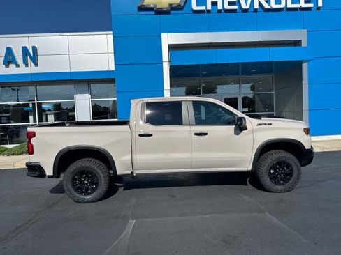 New 2026 Chevrolet Silverado 1500 ZR2 w/ LPO, Dark Essentials Package AWD/4WD image 3