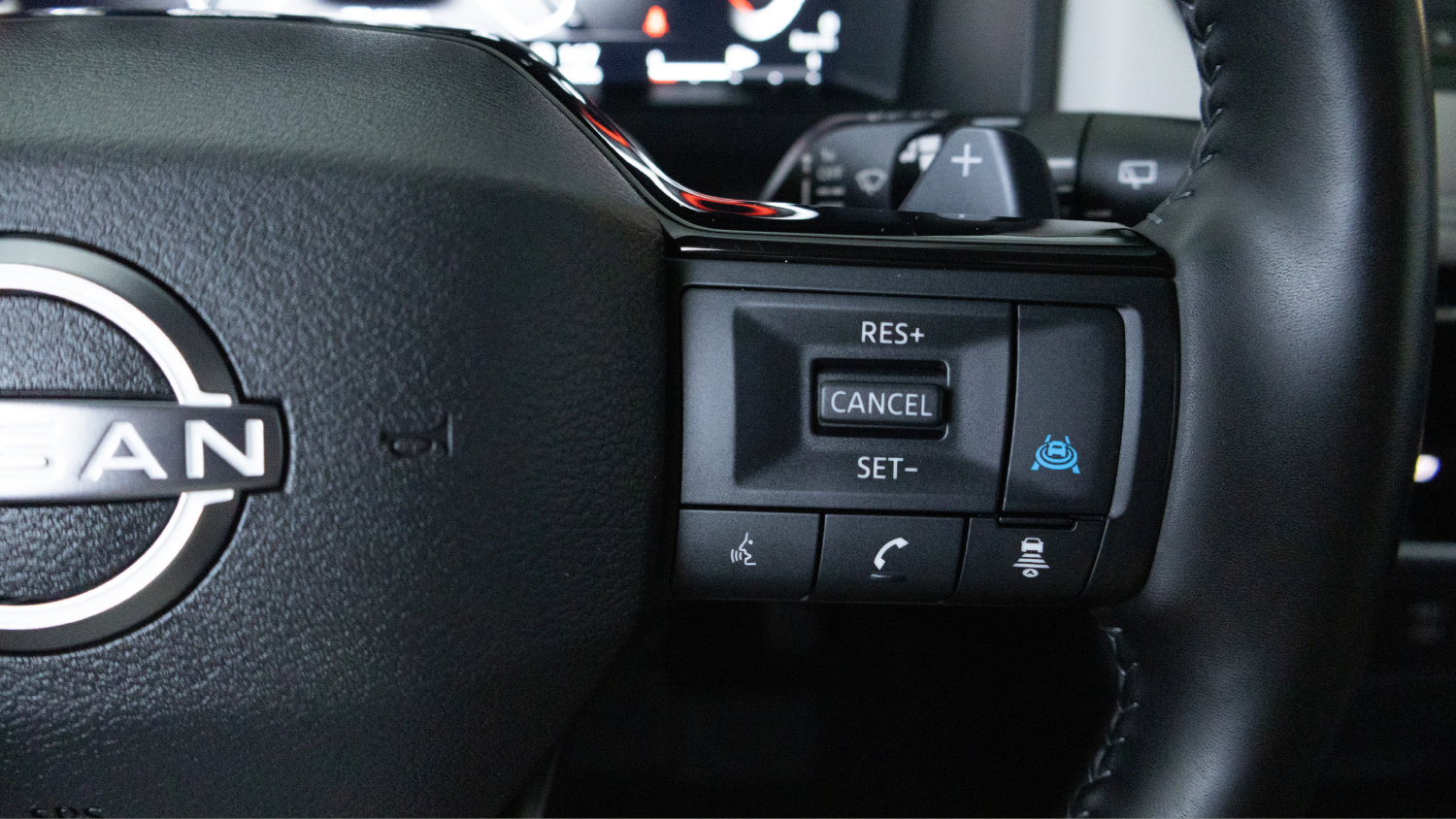 Used 2025 Nissan Rogue SL w/ SL Premium Package AWD/4WD image 20