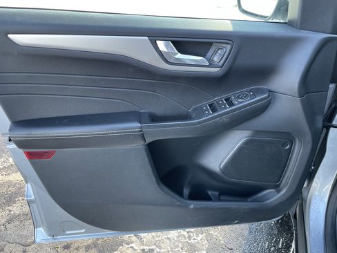 Used 2021 Ford Escape SE w/ Convenience Package image 12