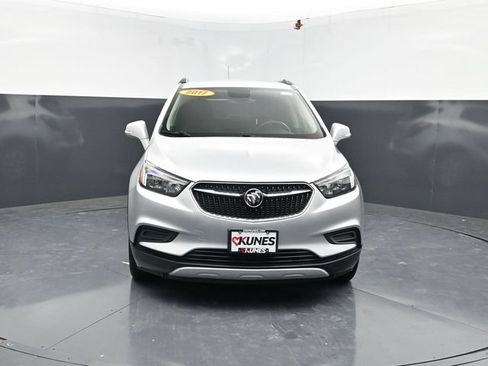 Used 2017 Buick Encore Preferred FWD image 2