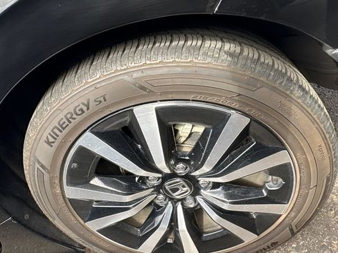 Certified 2024 Honda Civic EX image 17