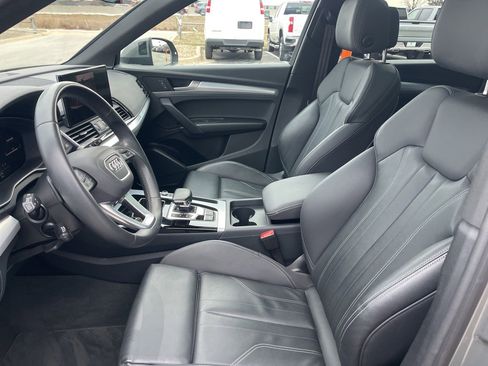 Used 2025 Audi Q5 2.0T Premium image 18