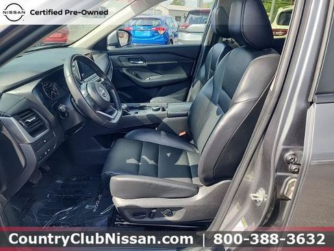 Certified 2024 Nissan Rogue SV w/ SV Premium Package AWD/4WD image 11