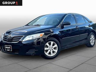 Used 2011 Toyota Camry LE w/ LE Extra-Value Pkg FWD video 1