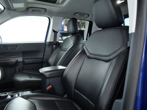 Certified 2024 Ford Maverick Lariat w/ Black Appearance Package AWD/4WD image 18