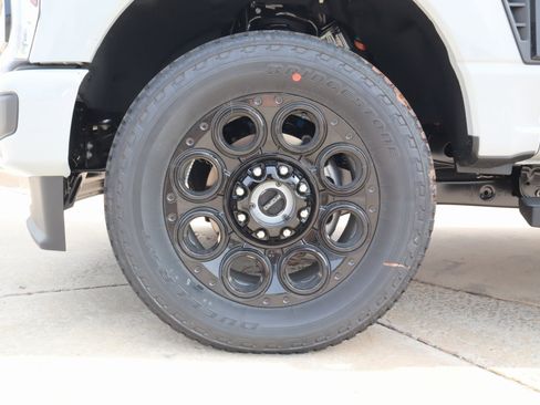 New 2026 Ford F250 Lariat w/ Black Appearance Package image 20