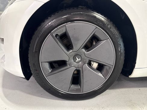 Used 2023 Tesla Model 3 Standard Range RWD image 43