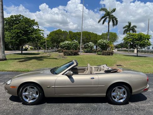 Used 1999 Jaguar XK8 Convertible RWD image 5