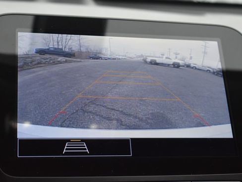 Used 2022 Chevrolet Malibu LS image 27