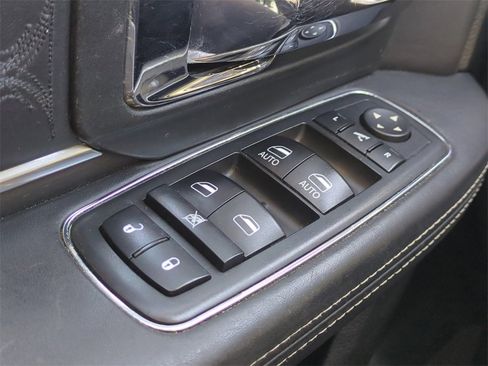 Used 2018 RAM 1500 Limited image 27