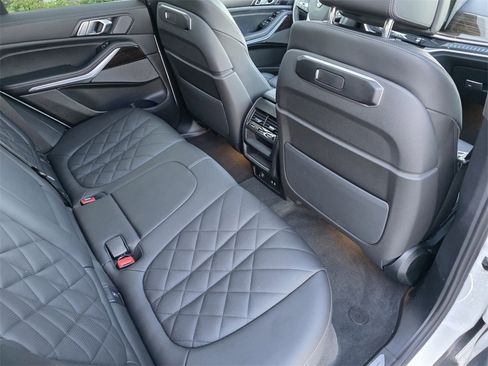 Used 2024 BMW X5 xDrive40i w/ Premium Package image 29