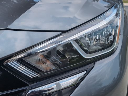 Used 2024 Nissan Versa S w/ S Plus Package image 6