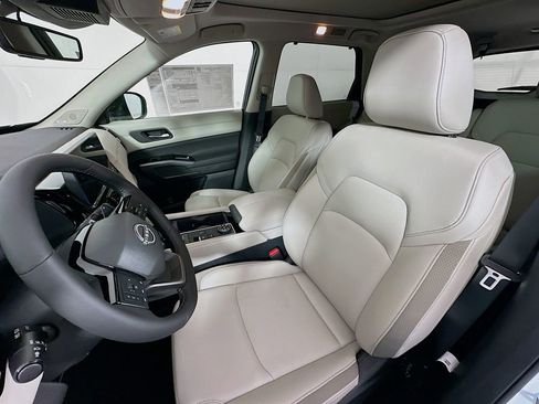 New 2026 Nissan Pathfinder SL w/ SL Premium Package AWD/4WD image 21