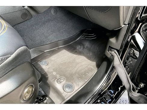 Certified 2024 Jeep Wrangler Unlimited Sahara AWD/4WD image 44