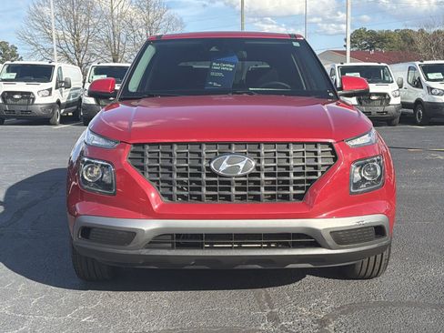 Used 2020 Hyundai Venue SE image 25