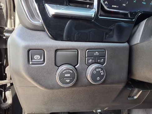 Used 2026 Chevrolet Silverado 1500 LT RWD image 19