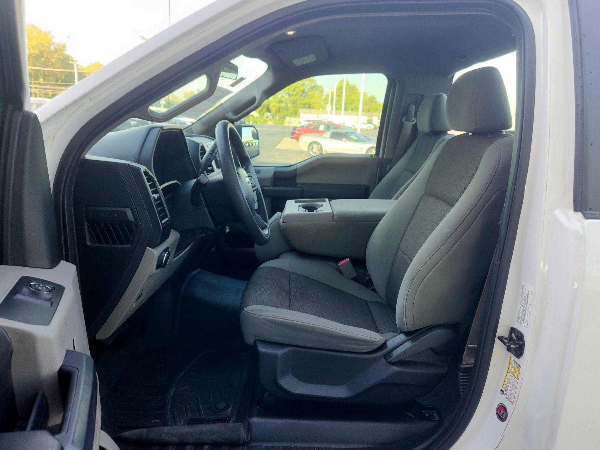 Used 2016 Ford F150 XL w/ Equipment Group 101A Mid RWD image 19