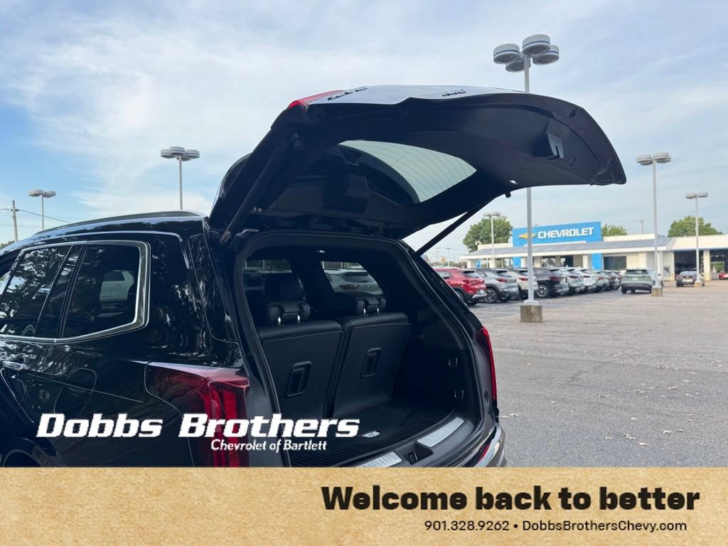 Used 2024 Cadillac XT6 Premium Luxury w/ Technology Package AWD/4WD image 38