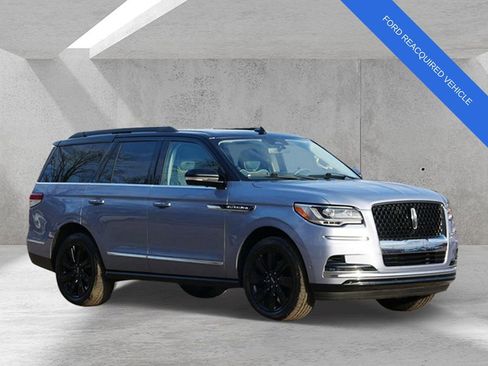 Used 2024 Lincoln Navigator Black Label image 1