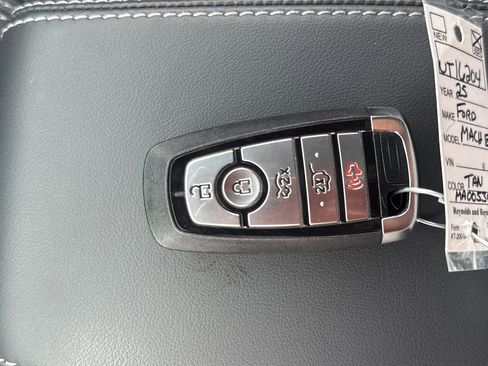 Used 2025 Ford Mustang Mach-E Select AWD/4WD image 33