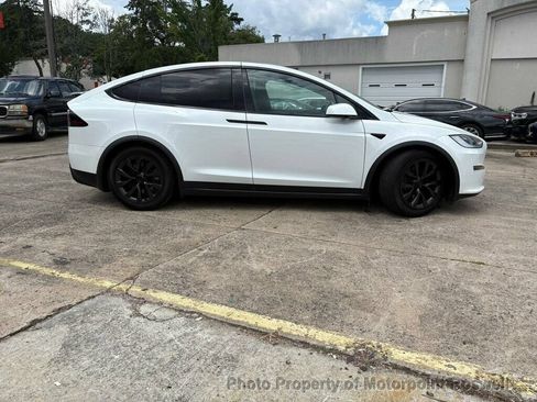 Used 2023 Tesla Model X AWD/4WD image 5