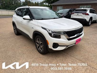 Used 2022 Kia Seltos EX